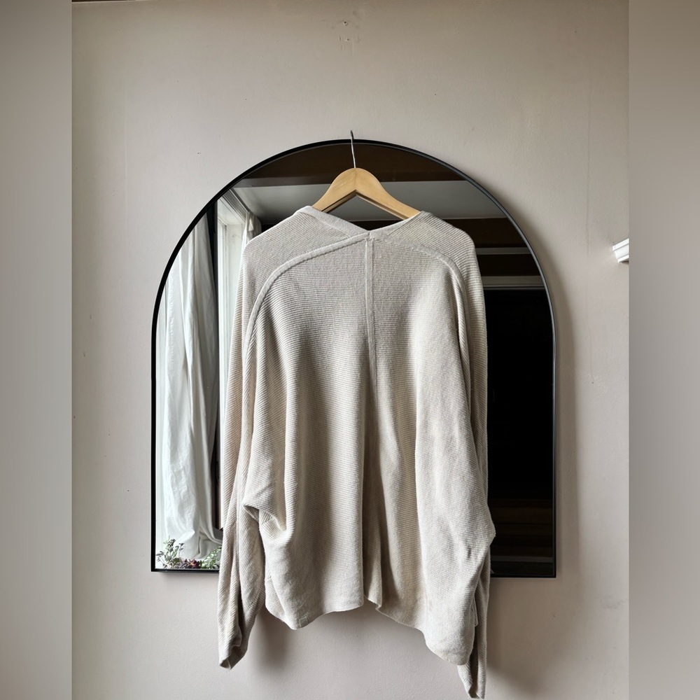 LILULEMON | boxy knit cotton-blend wrap | size medium - Picture 5 of 6